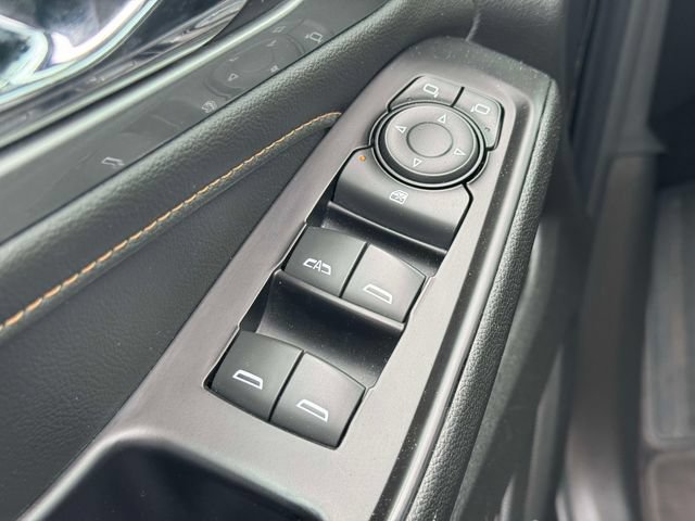 Used 2020 Chevrolet Traverse LT w/ LT Premium Package AWD/4WD image 22