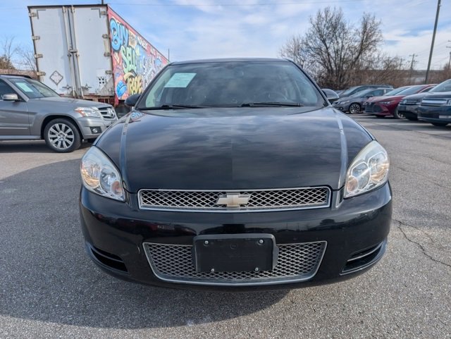 Used 2016 Chevrolet Impala LT image 2