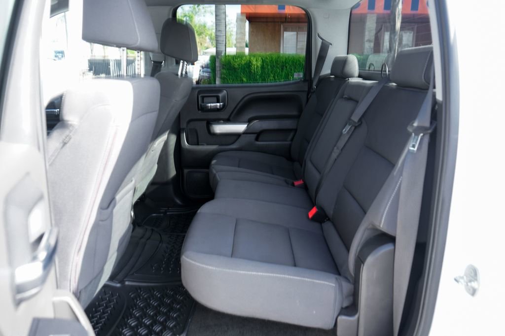 Used 2018 Chevrolet Silverado 1500 LT w/ All Star Edition RWD image 32