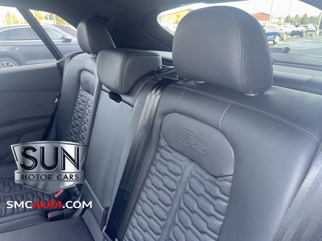 New 2025 Audi RS Q8 performance image 22