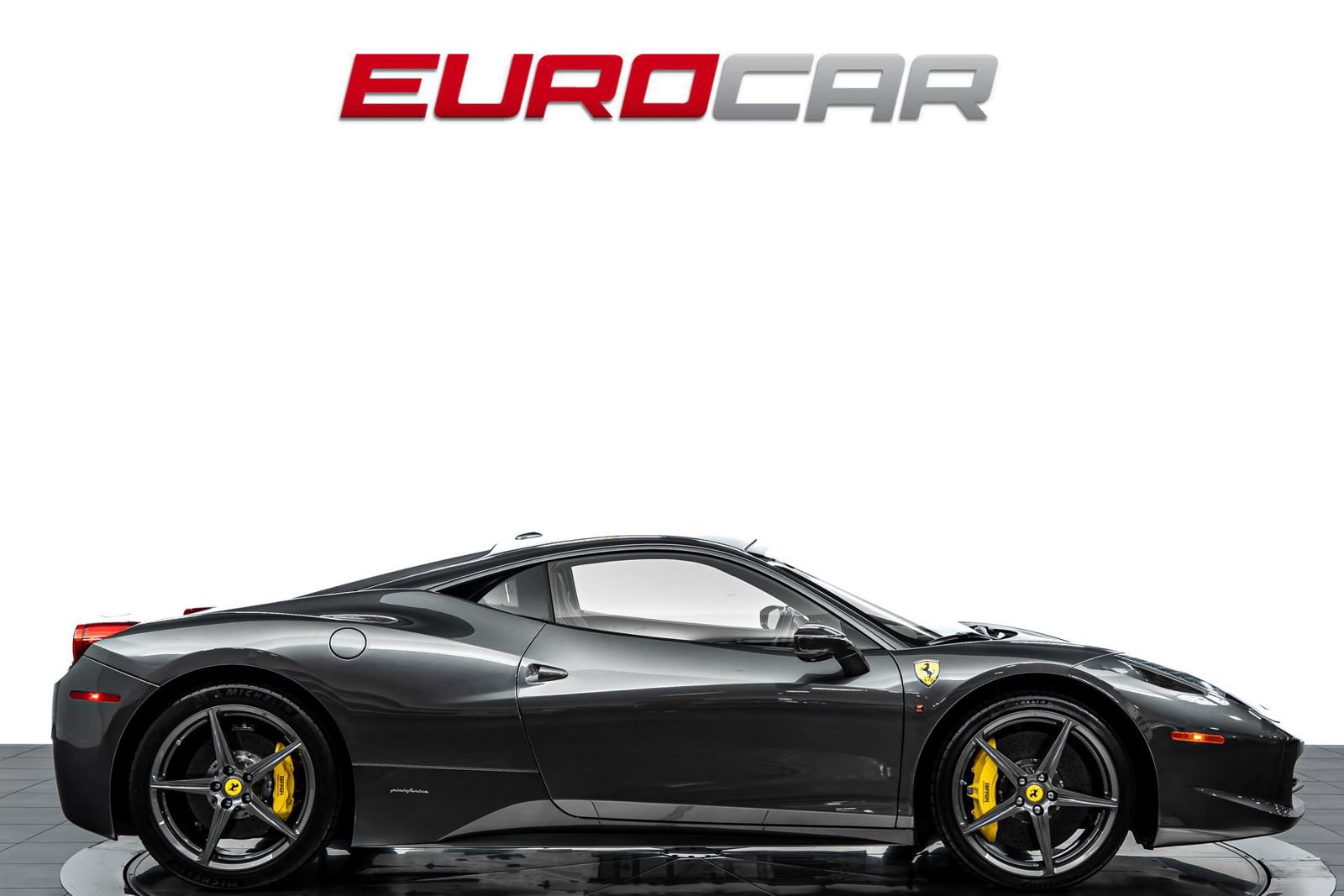 Used 2014 Ferrari 458 Italia Coupe RWD image 6