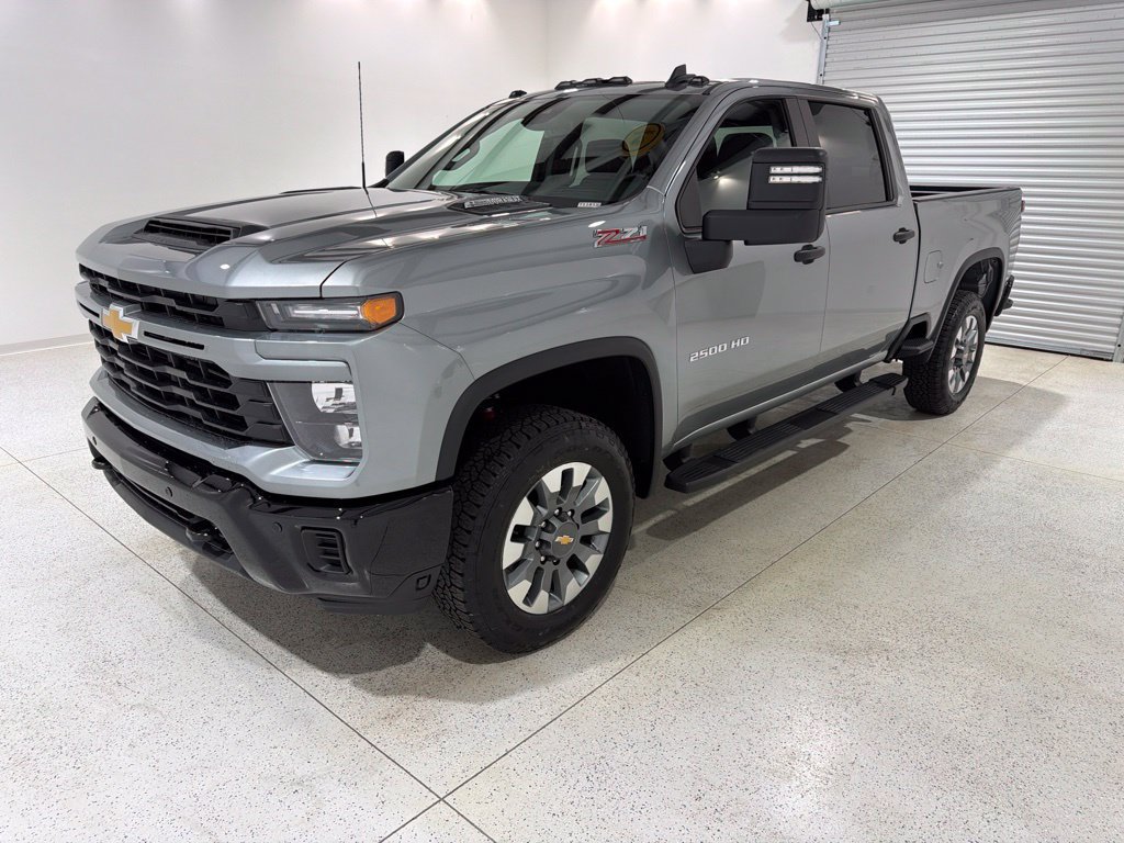 New 2026 Chevrolet Silverado 2500 Custom w/ Custom Value Package AWD/4WD image 1