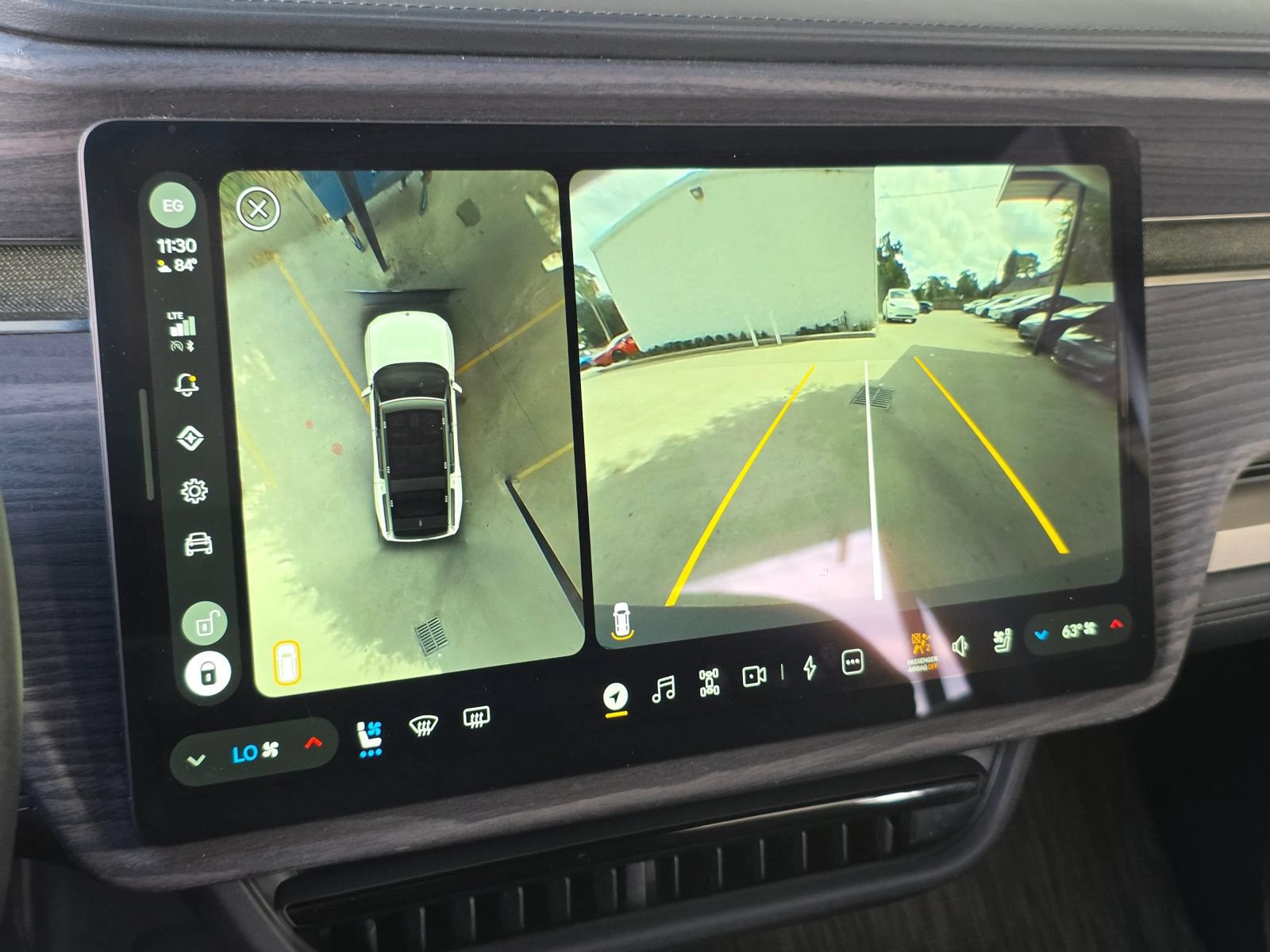 Used 2023 Rivian R1S Adventure Quad AWD/4WD image 20