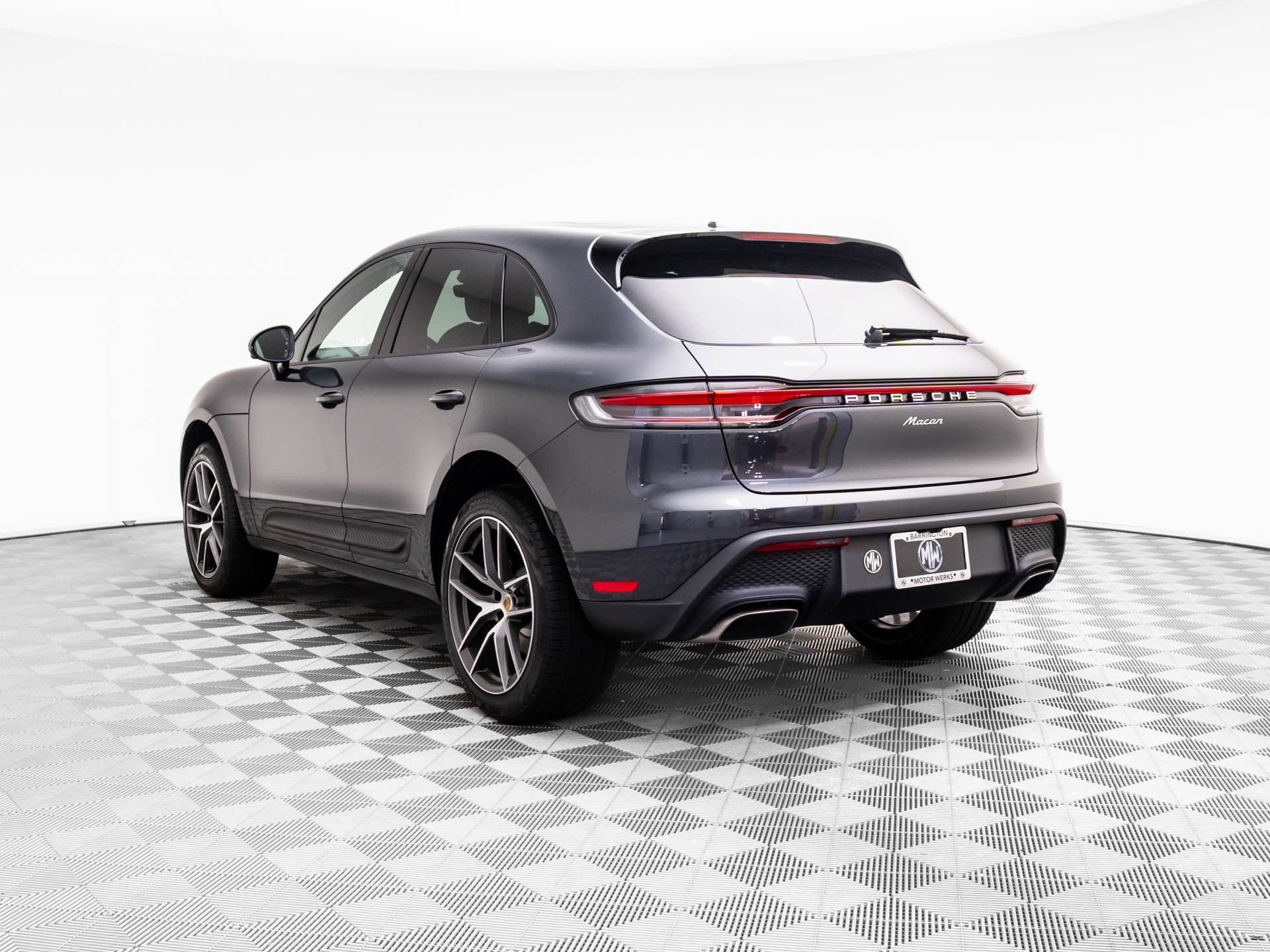 Certified 2026 Porsche Macan AWD/4WD video 3