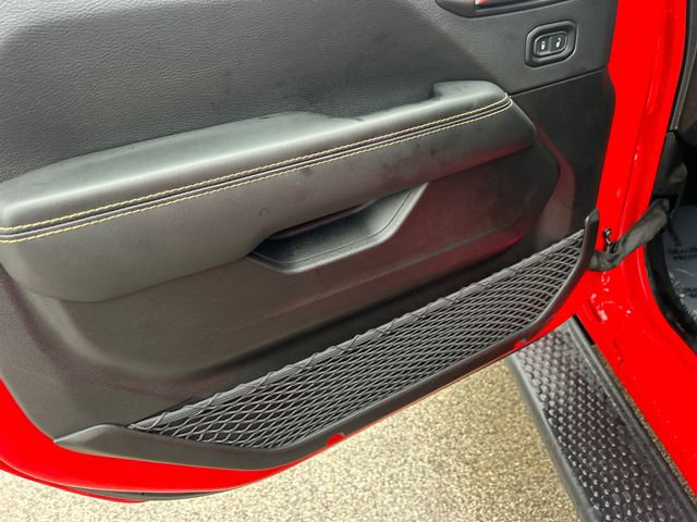 Used 2025 Jeep Wrangler Sahara 4xe image 37