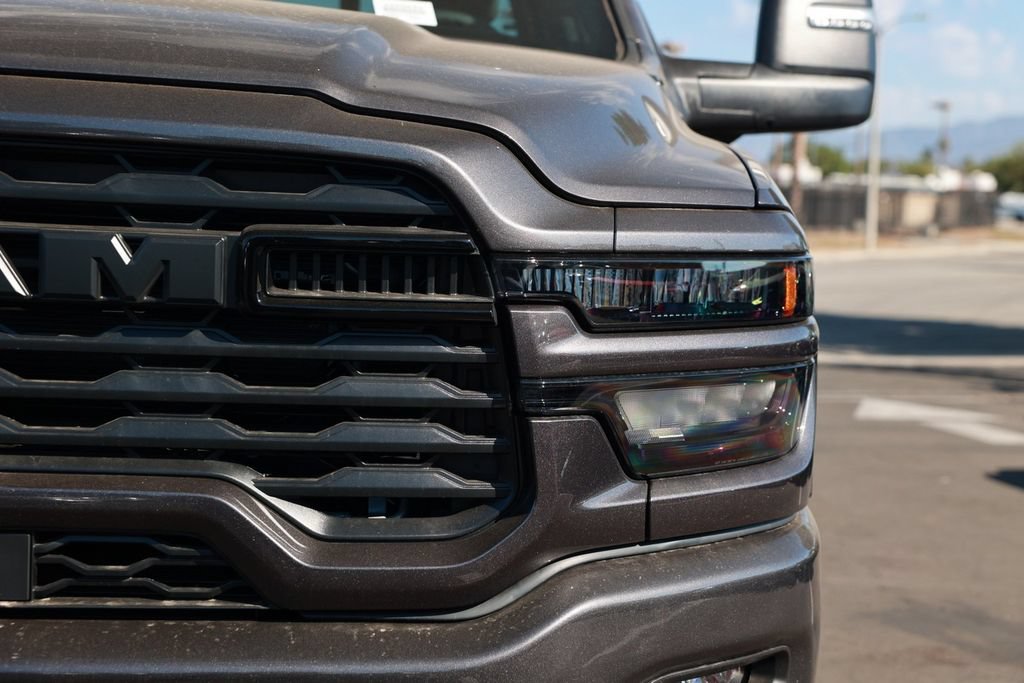 New 2026 RAM 3500 Big Horn AWD/4WD image 5