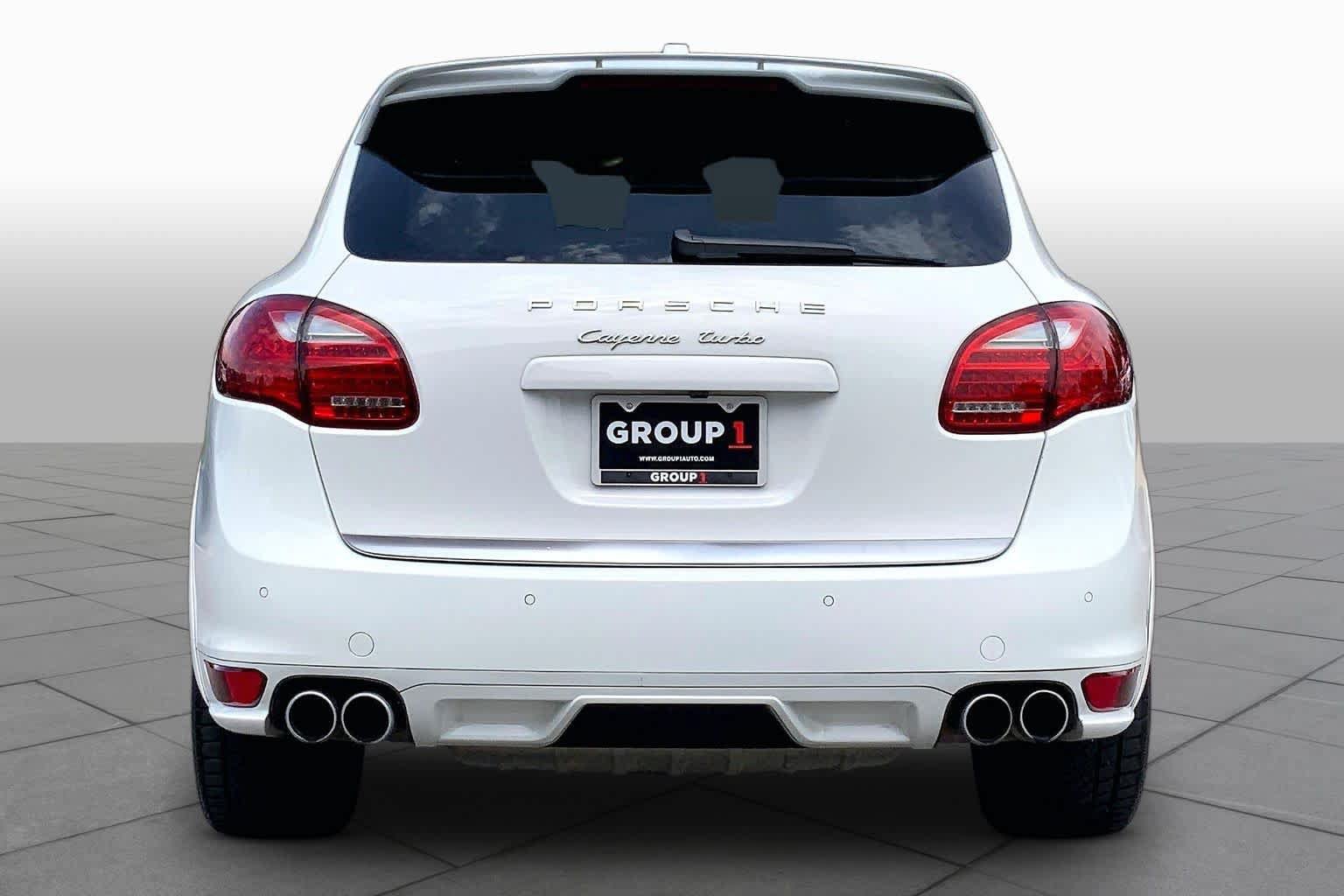 Used 2013 Porsche Cayenne Turbo AWD/4WD image 5