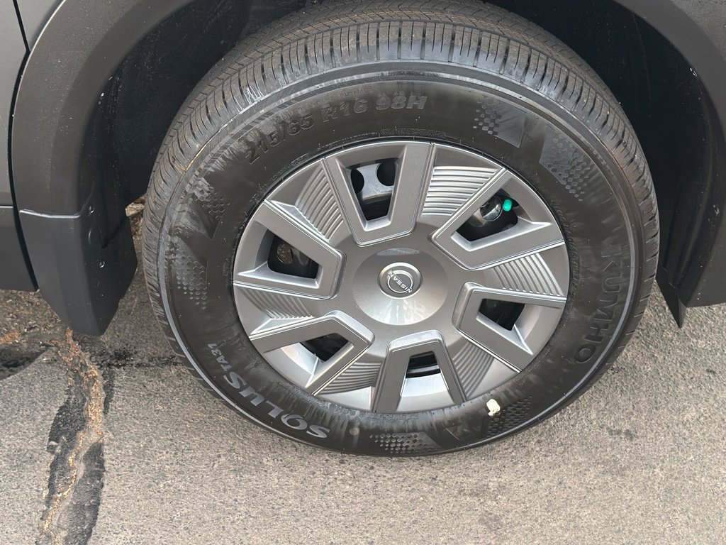 New 2026 Nissan Kicks S image 9