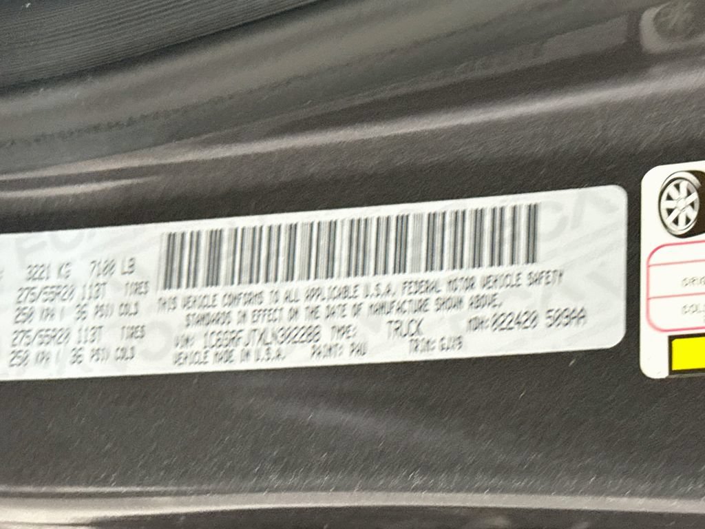 Used 2020 RAM 1500 Laramie w/ Sport Appearance Package AWD/4WD image 34