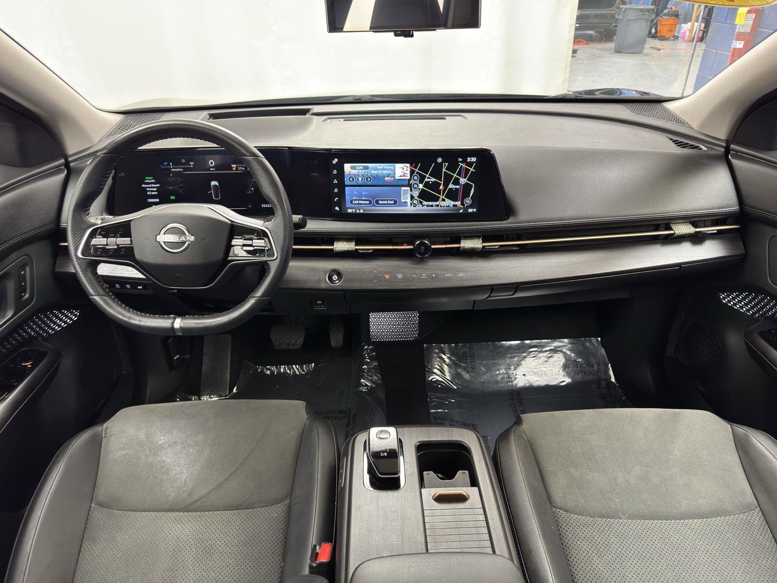 Used 2023 Nissan Ariya FWD image 28