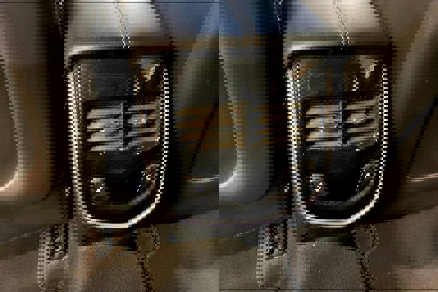 Used 2019 Cadillac XTS Luxury image 34