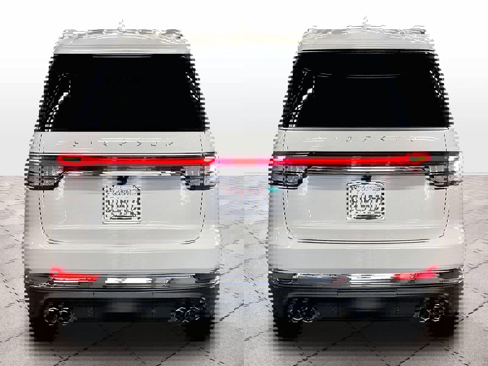 Used 2022 Lincoln Aviator Reserve w/ Equipment Group 201A image 7