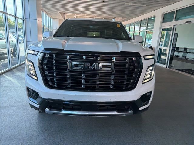Used 2025 GMC Yukon XL Denali Ultimate AWD/4WD image 2