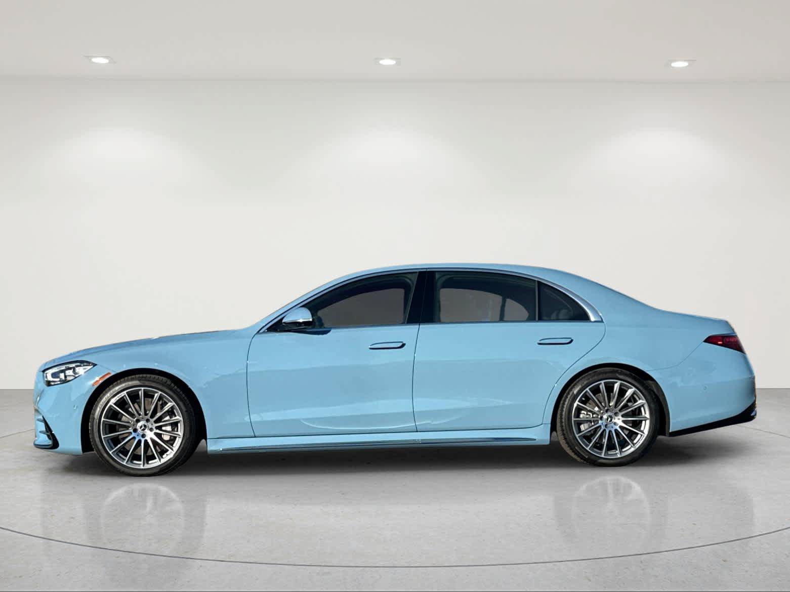 New 2026 Mercedes-Benz S 580 4MATIC Sedan image 3