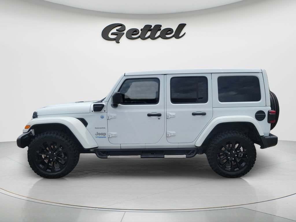 Used 2021 Jeep Wrangler Unlimited Sahara w/ Cold Weather Group AWD/4WD image 8