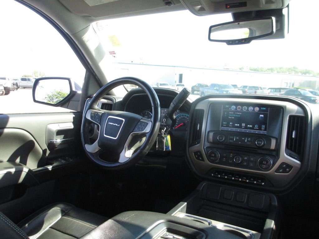 Used 2018 GMC Sierra 1500 Denali w/ Denali Ultimate Package AWD/4WD image 30