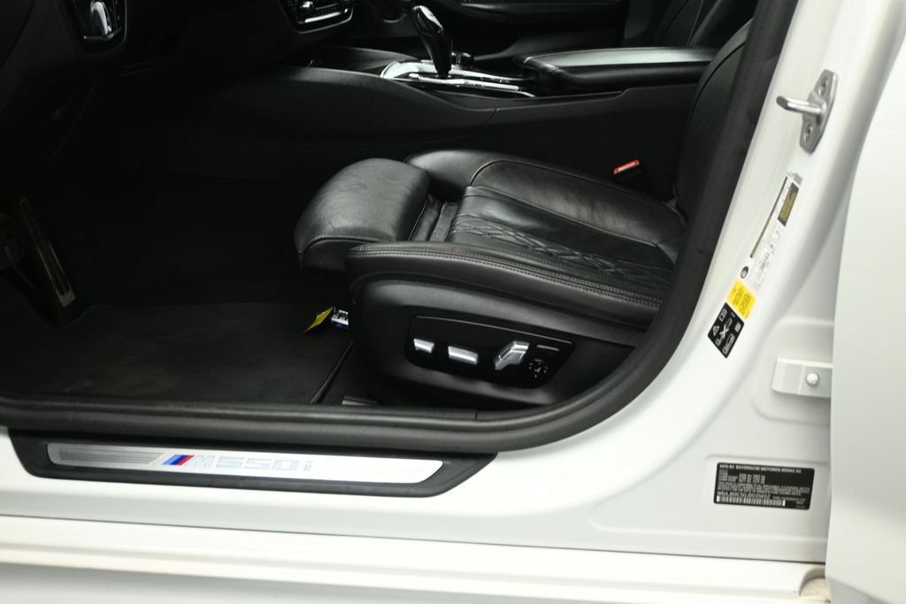 Used 2018 BMW M550i xDrive AWD/4WD image 8
