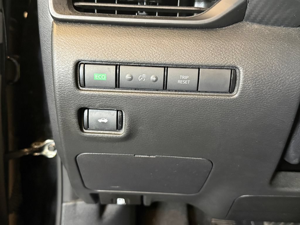 Used 2023 Nissan Sentra S FWD image 17