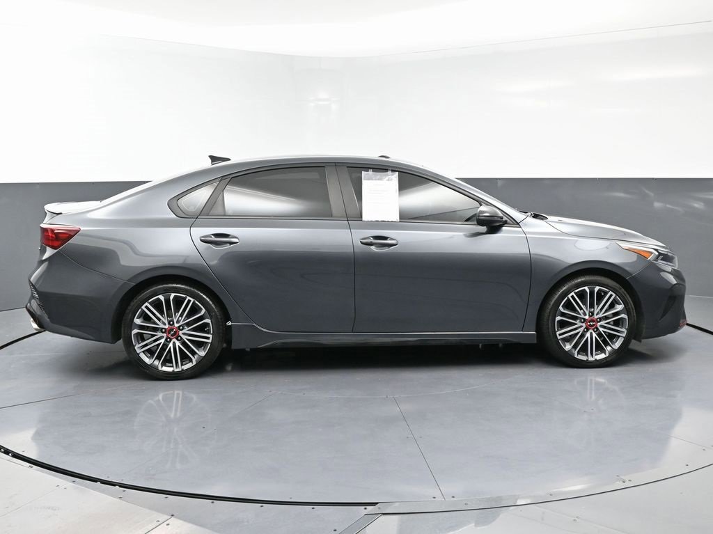Used 2022 Kia Forte GT image 8