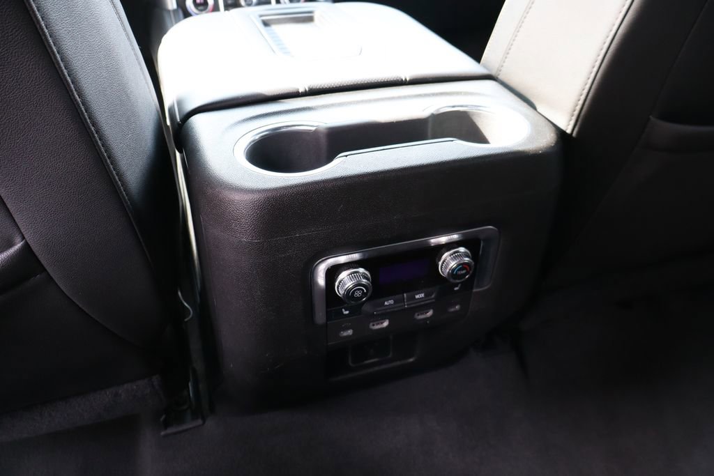 Used 2021 GMC Yukon SLT w/ Rear Media and Nav Package image 44
