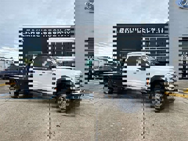 New 2026 Ford F550 4x4 Crew Cab