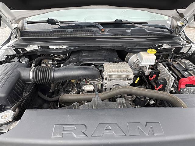 Used 2019 RAM 1500 Laramie AWD/4WD image 32