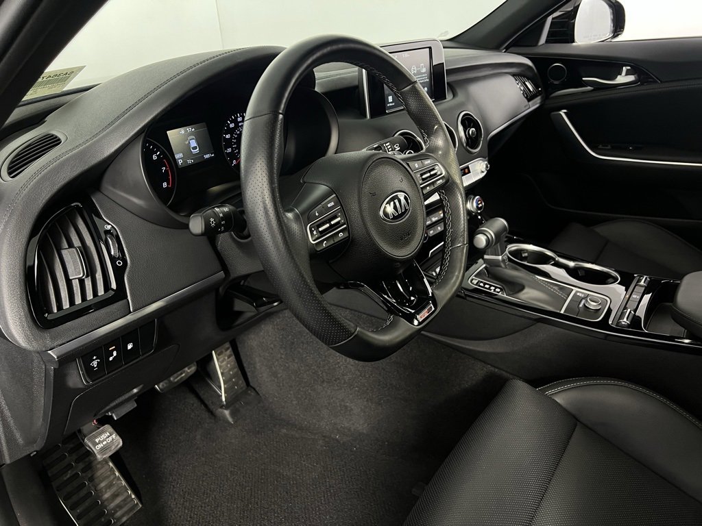 Used 2021 Kia Stinger GT-Line image 21