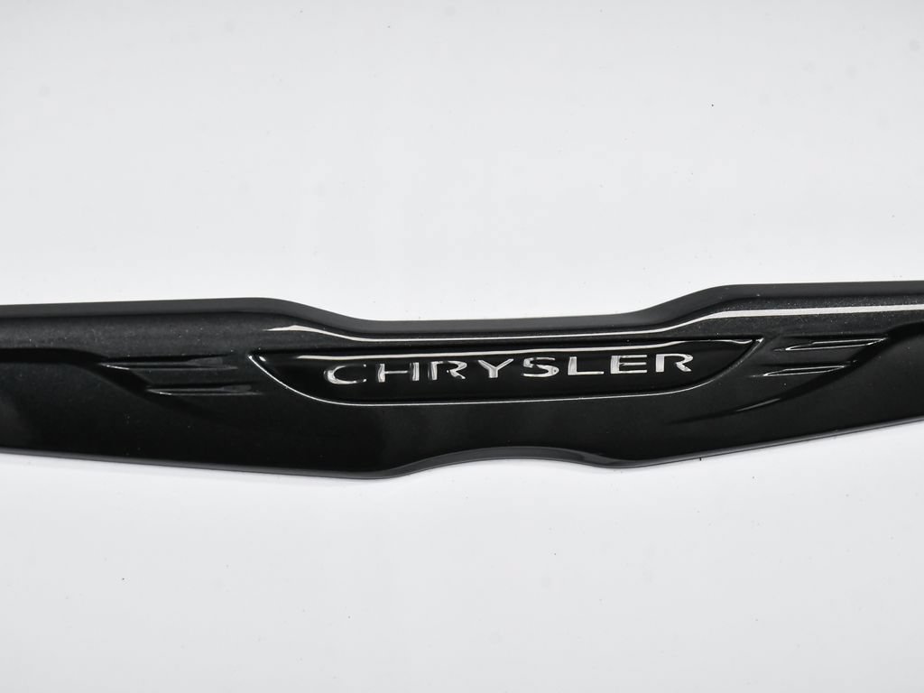 Used 2023 Chrysler 300 Touring L w/ Comfort Group AWD/4WD image 78