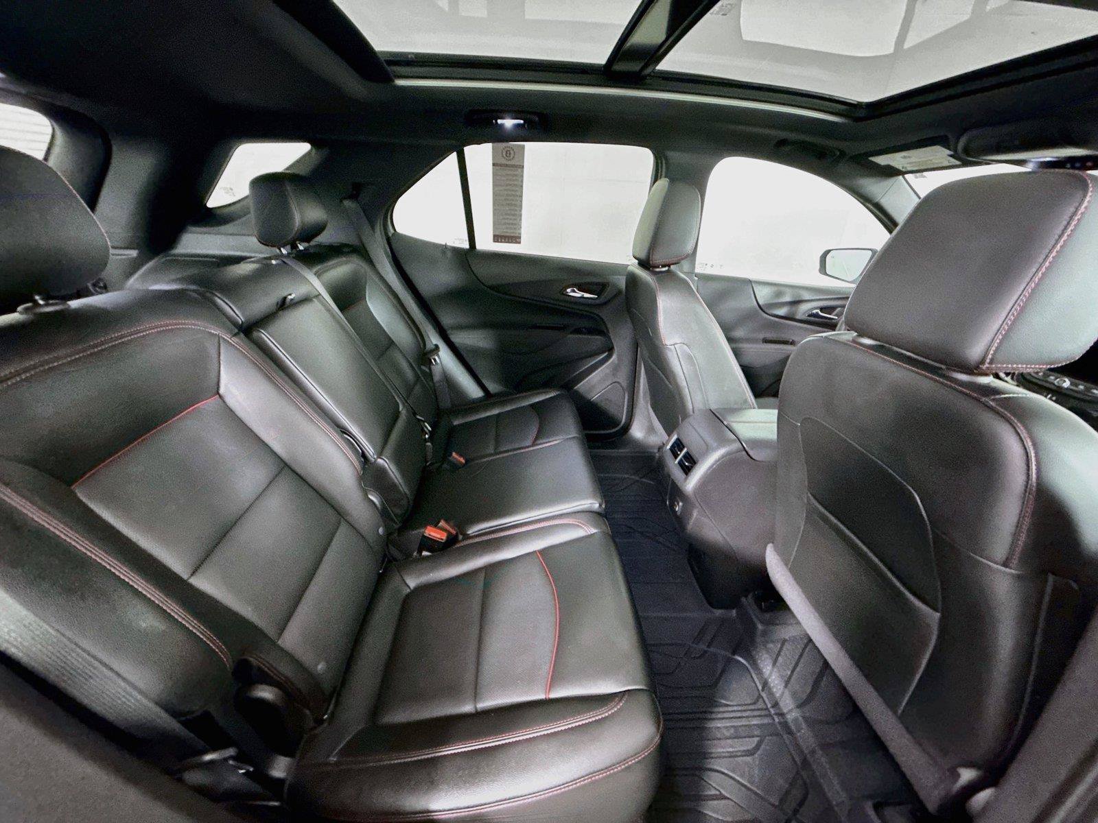 Used 2022 Chevrolet Equinox RS w/ RS Leather Package FWD image 45