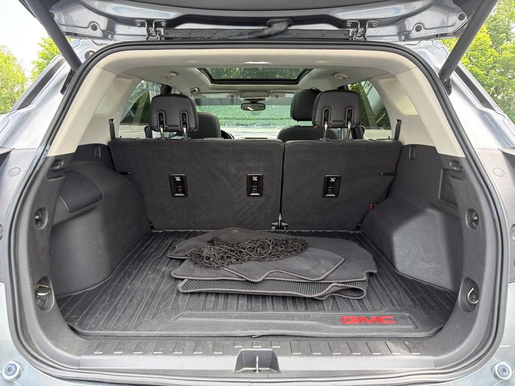 Used 2018 GMC Terrain Denali w/ Advanced Safety Package FWD image 21