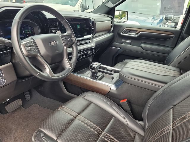 Used 2024 Chevrolet Silverado 1500 High Country w/ Midnight Edition AWD/4WD image 10