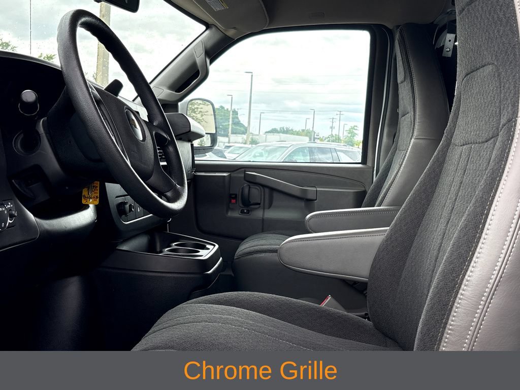 Used 2024 Chevrolet Express 2500 w/ Driver Convenience Package RWD image 13