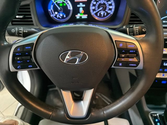 Used 2019 Hyundai Sonata Limited FWD image 14