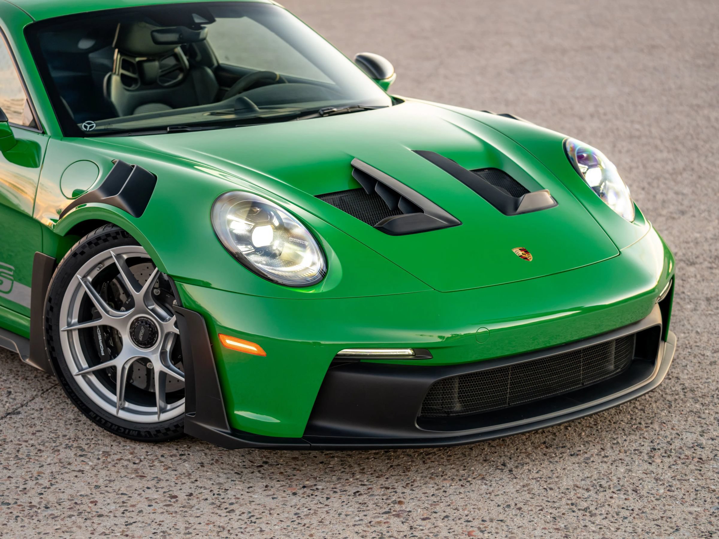 Used 2025 Porsche 911 GT3 RS RWD image 37