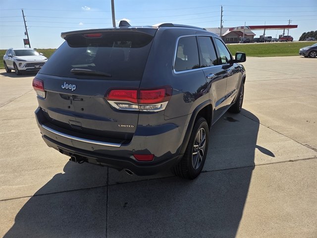 Used 2021 Jeep Grand Cherokee Limited w/ Sun & Sound Group AWD/4WD image 3