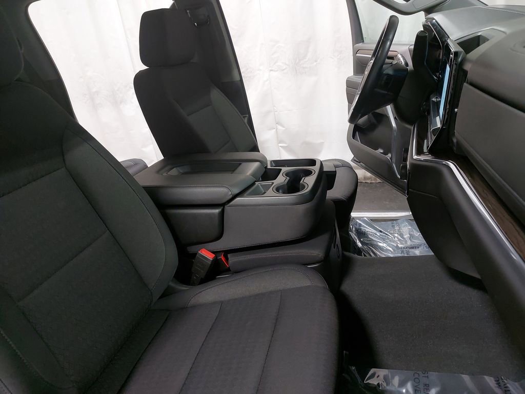 Used 2022 Chevrolet Silverado 1500 LT image 10