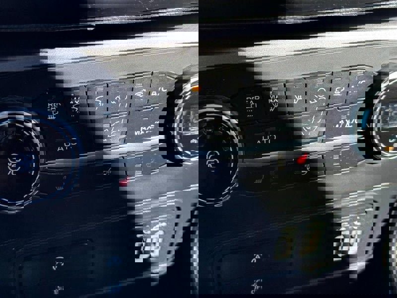 Used 2022 Ford EcoSport SES w/ Interior Protection Package image 21