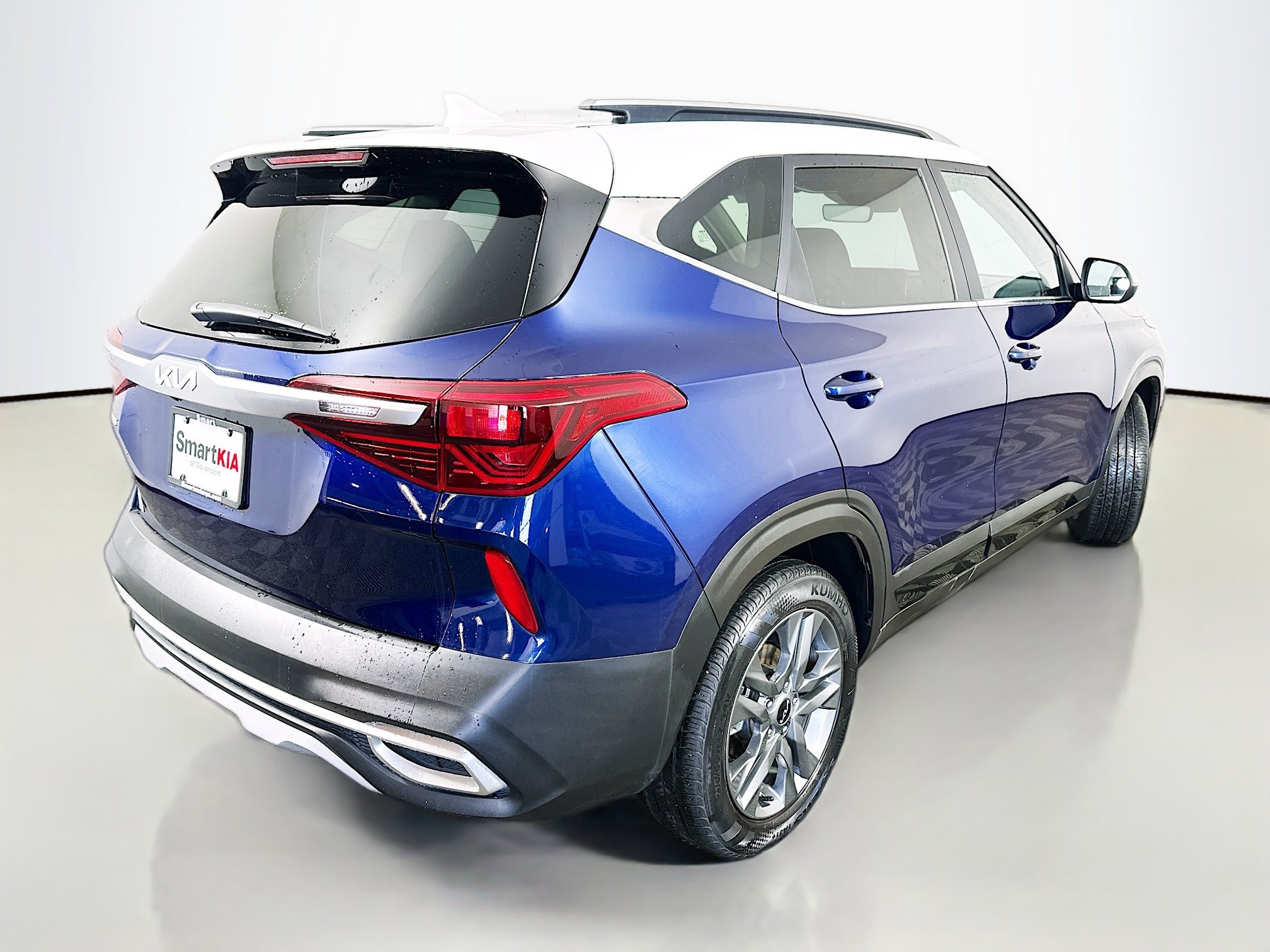 Certified 2023 Kia Seltos S w/ Navigation Package FWD image 7