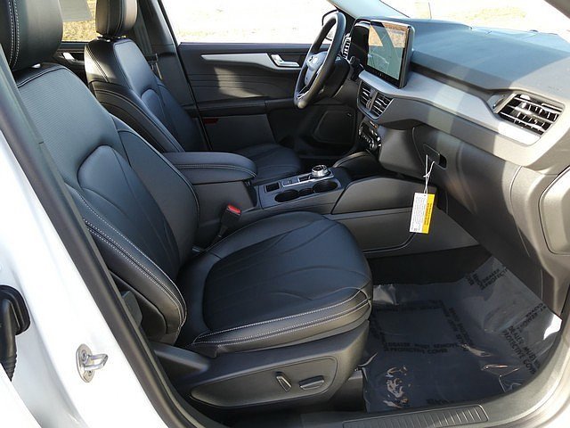 New 2025 Ford Escape SE w/ PHEV Premium Package image 29