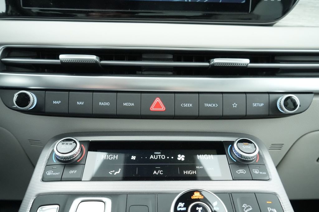 Used 2025 Hyundai Palisade Calligraphy image 43