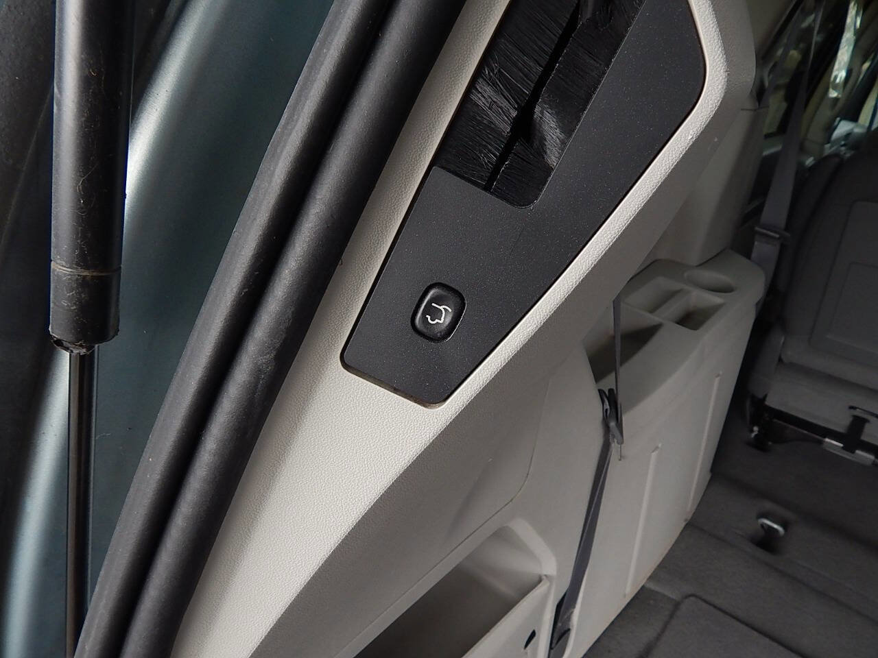 Used 2004 INFINITI G35 Sedan w/ Sport-Tuned Suspension Pkg image 25