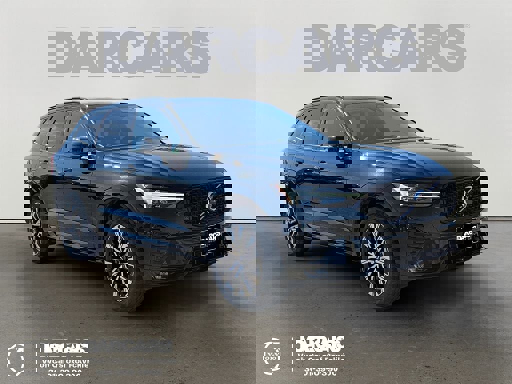 Certified 2025 Volvo XC60 B5 Core image 1