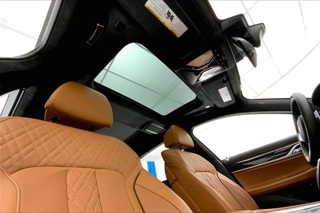 Used 2019 BMW M760i xDrive w/ Luxury Rear Seating Package image 26