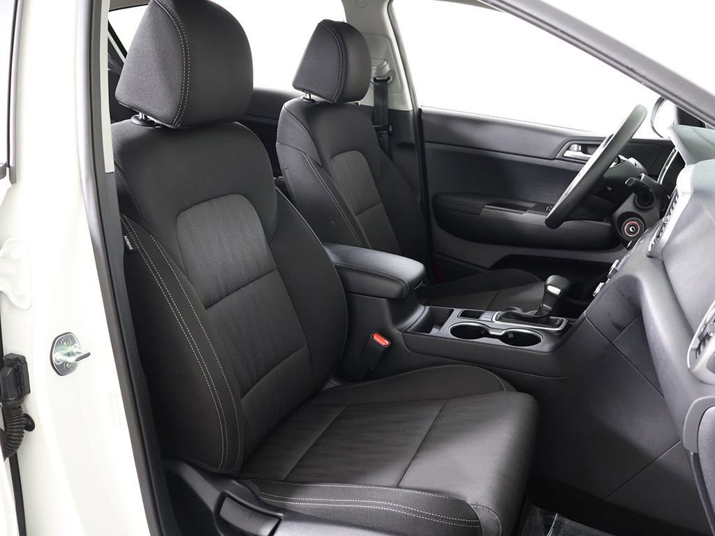 Used 2022 Kia Sportage LX image 24