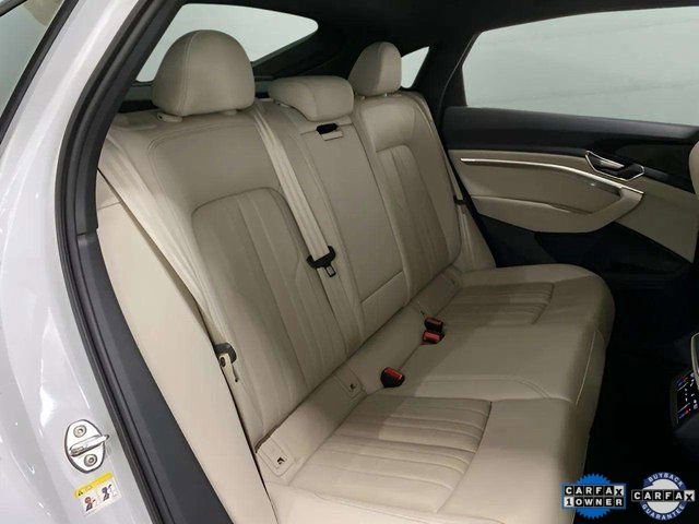 Used 2024 Audi Q8 e-tron Premium image 70