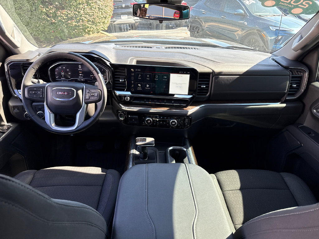 Certified 2024 GMC Sierra 1500 Elevation w/ LPO, Elevation Black Package AWD/4WD image 27