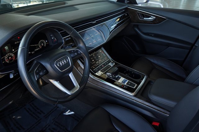 Used 2019 Audi Q8 Premium w/ Convenience Package image 2