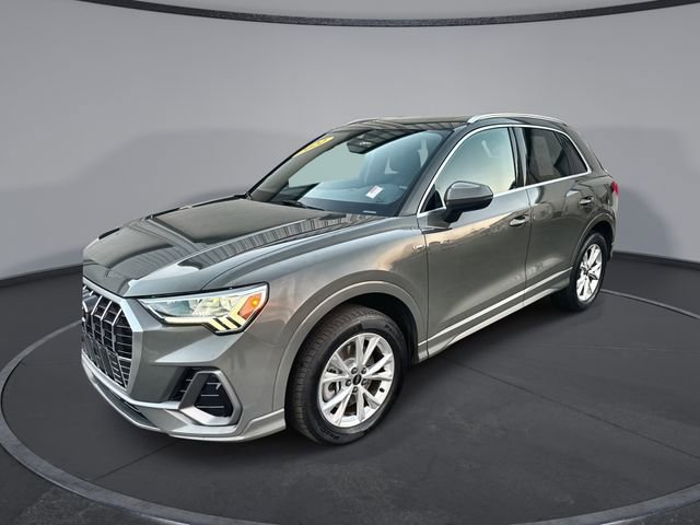 Used 2022 Audi Q3 2.0T Premium Plus w/ Premium Plus Package image 1