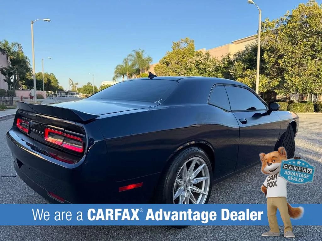 Used 2015 Dodge Challenger R/T Plus RWD image 5