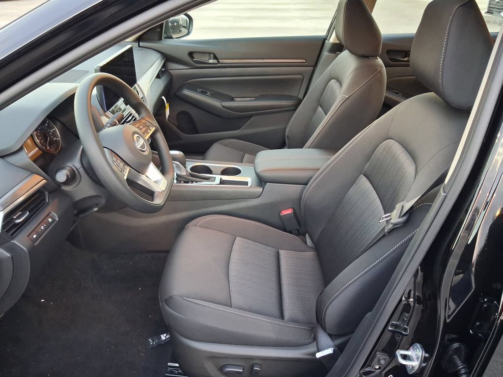New 2026 Nissan Altima 2.5 SV w/ SV Special Edition Package FWD image 7